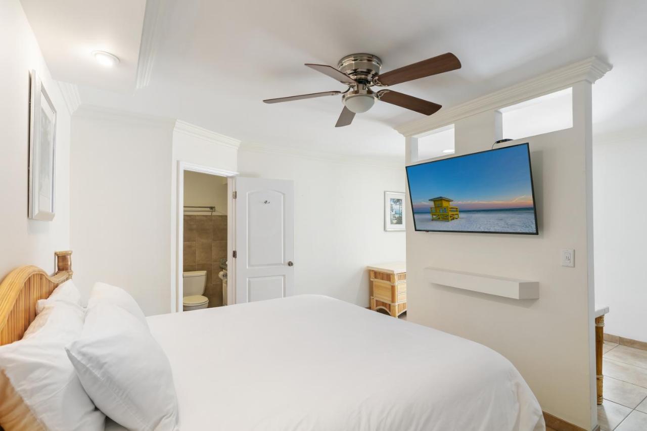 Siesta Key Beach Resort And Suites Sarasota Extérieur photo