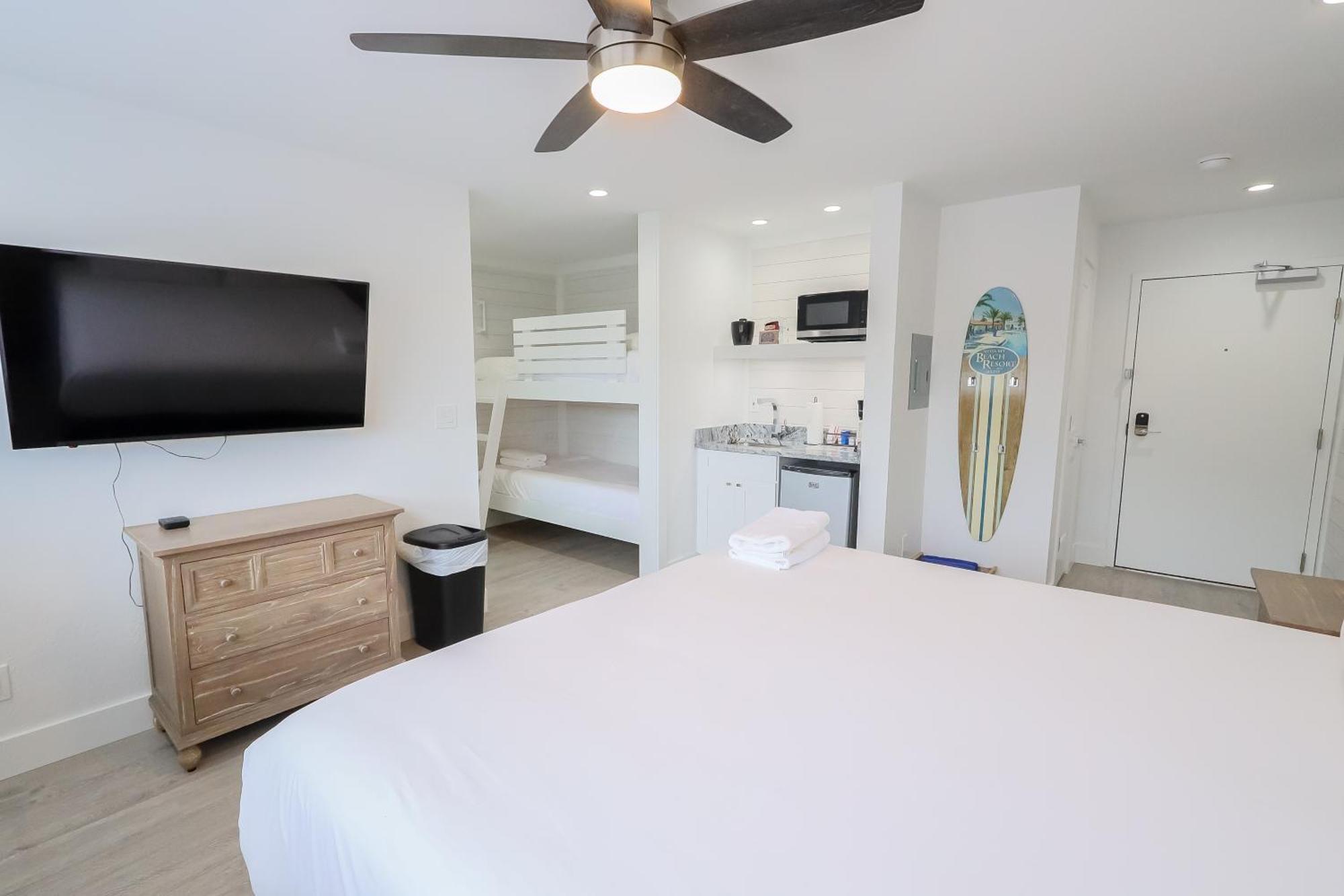 Siesta Key Beach Resort And Suites Sarasota Extérieur photo