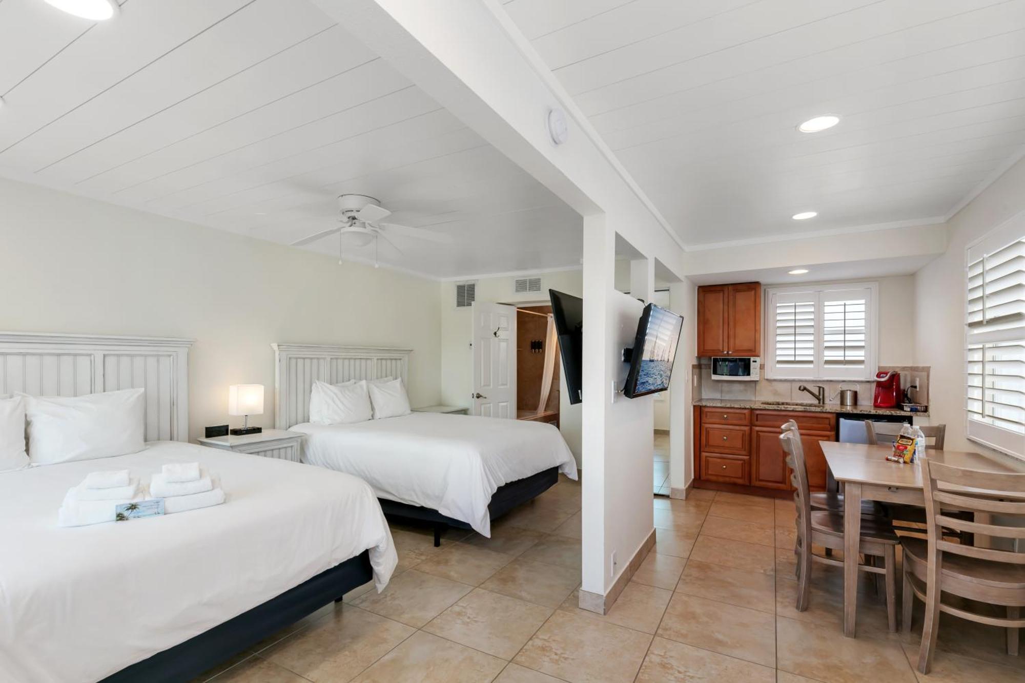 Siesta Key Beach Resort And Suites Sarasota Extérieur photo